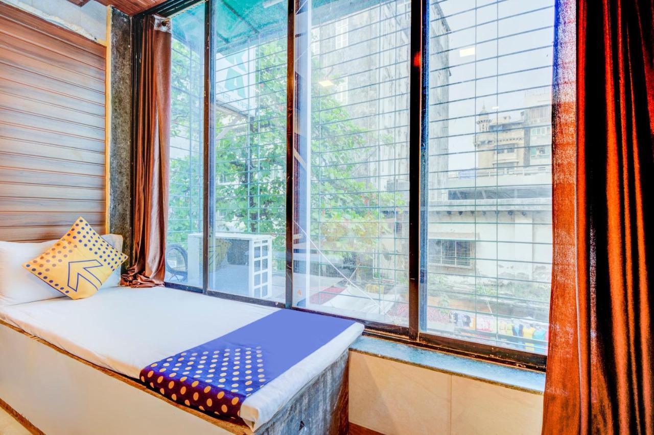 Oyo 70661 Hotel Al Makkah Managed By Hotel Paris Mumbai Eksteriør bilde